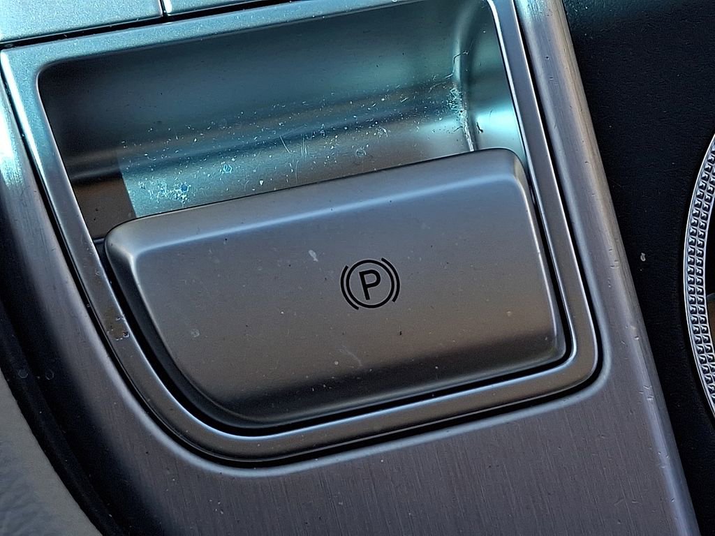 Used 2019 Genesis G70 2.0T Advanced w/ Elite Package image 25