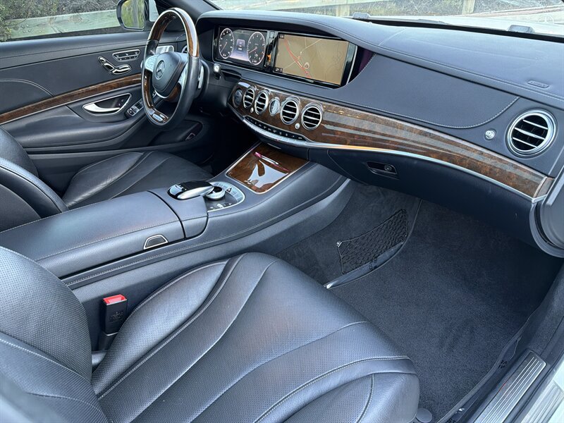 Used 2015 Mercedes-Benz S 550 Sedan image 21