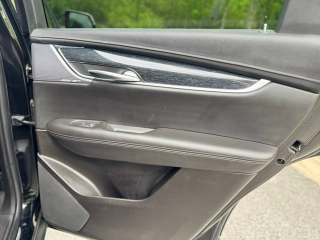 Used 2023 Cadillac XT5 Premium Luxury AWD/4WD image 15