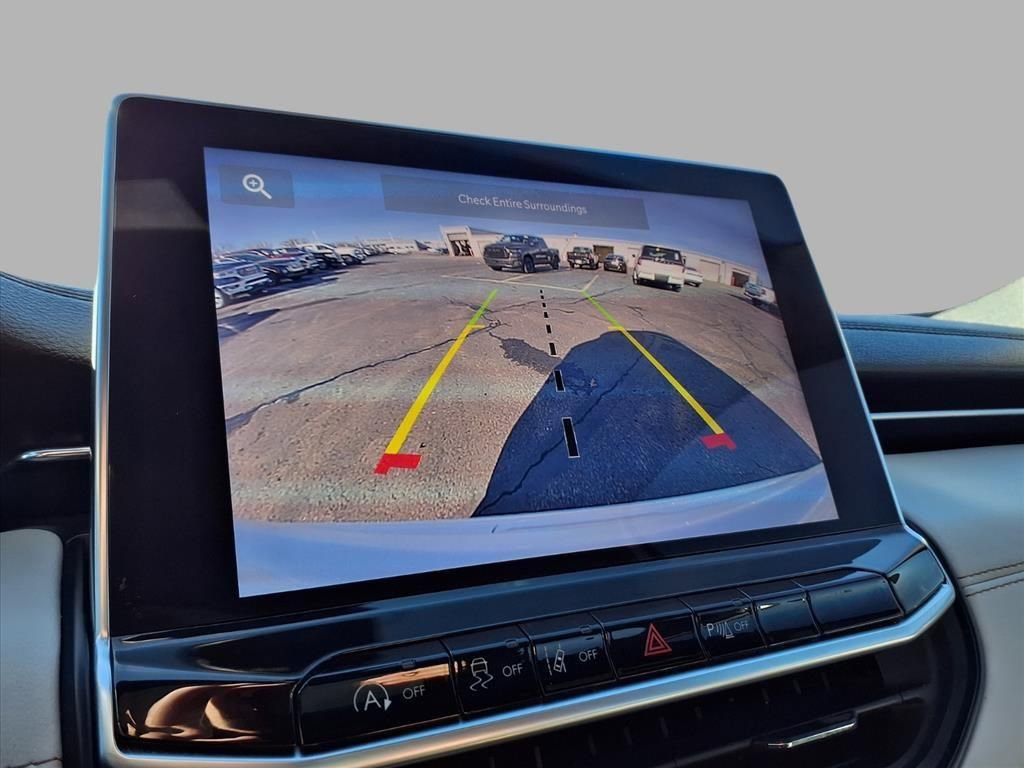 Used 2023 Jeep Compass Limited image 6