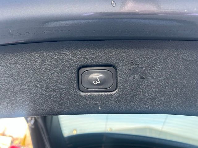 Used 2023 Ford Edge SEL w/ Convenience Package image 15