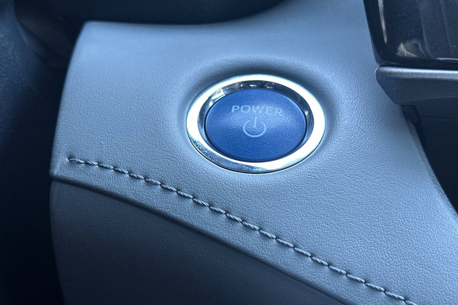 Used 2022 Toyota Highlander XLE image 22