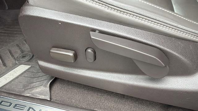 Certified 2022 GMC Canyon Denali AWD/4WD image 7