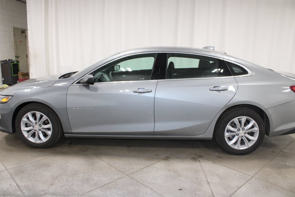 Used 2025 Chevrolet Malibu LT FWD image 6