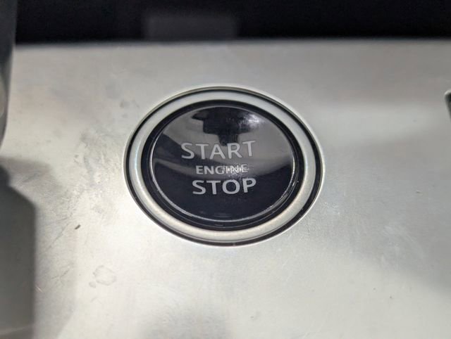 Used 2023 Land Rover Range Rover SE image 21