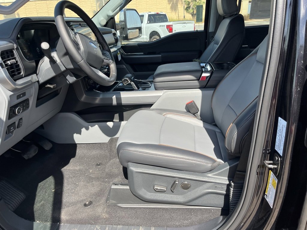 New 2025 Ford F150 Lariat w/ Equipment Group 502A High image 15