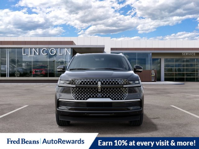 New 2027 Lincoln Navigator Reserve AWD/4WD image 3