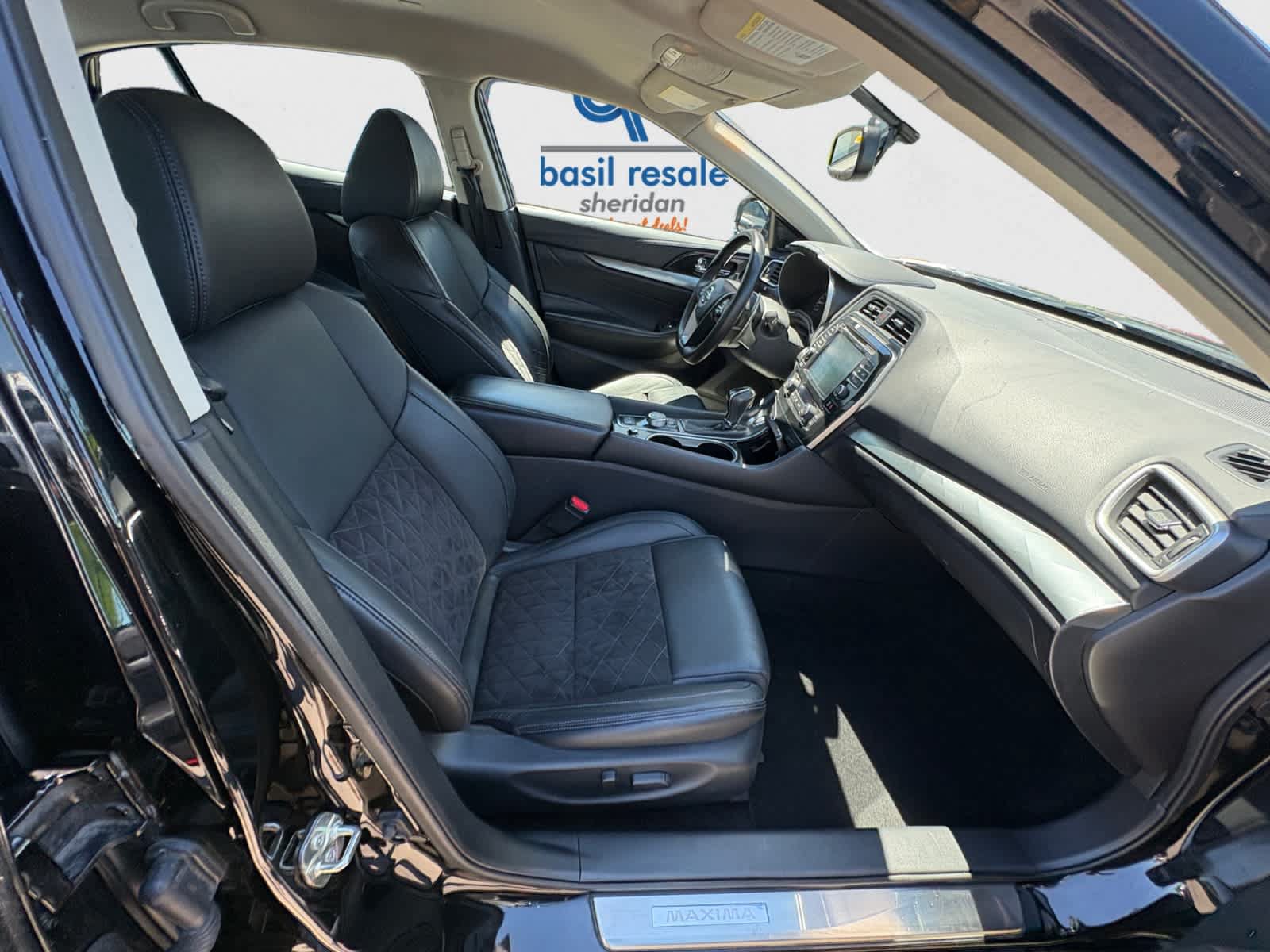 Used 2017 Nissan Maxima SR w/ Midnight Edition FWD image 21