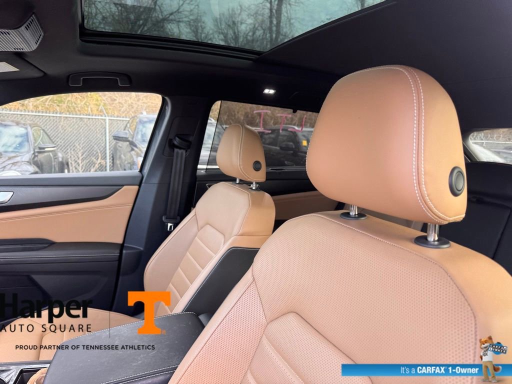 Used 2025 Volkswagen Atlas Cross Sport SEL R-Line image 11