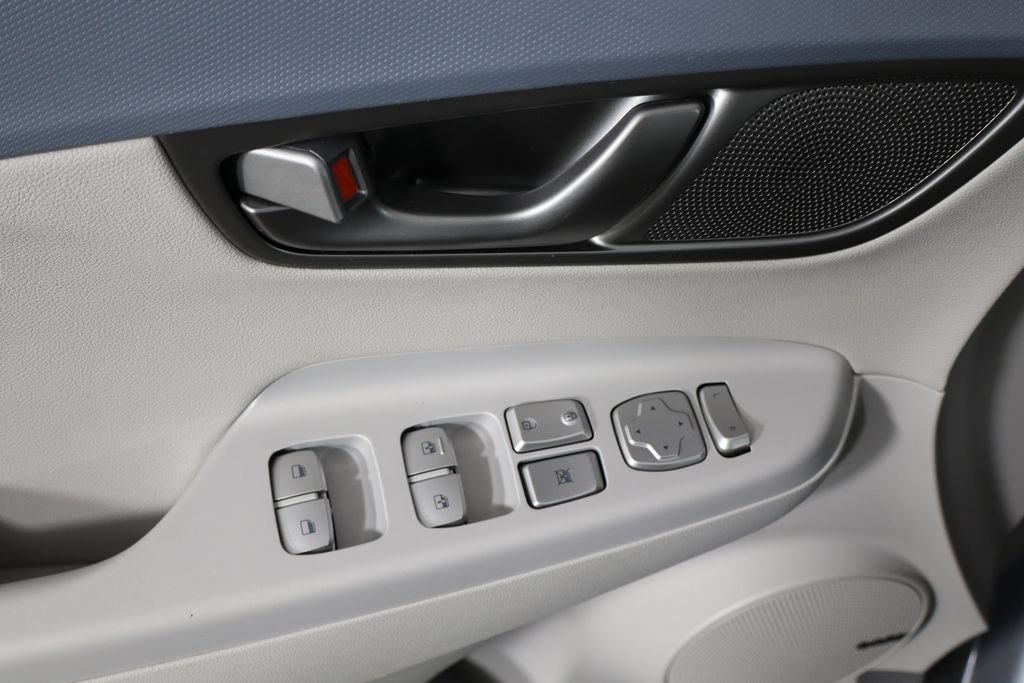 Used 2021 Hyundai Kona Ultimate FWD image 20