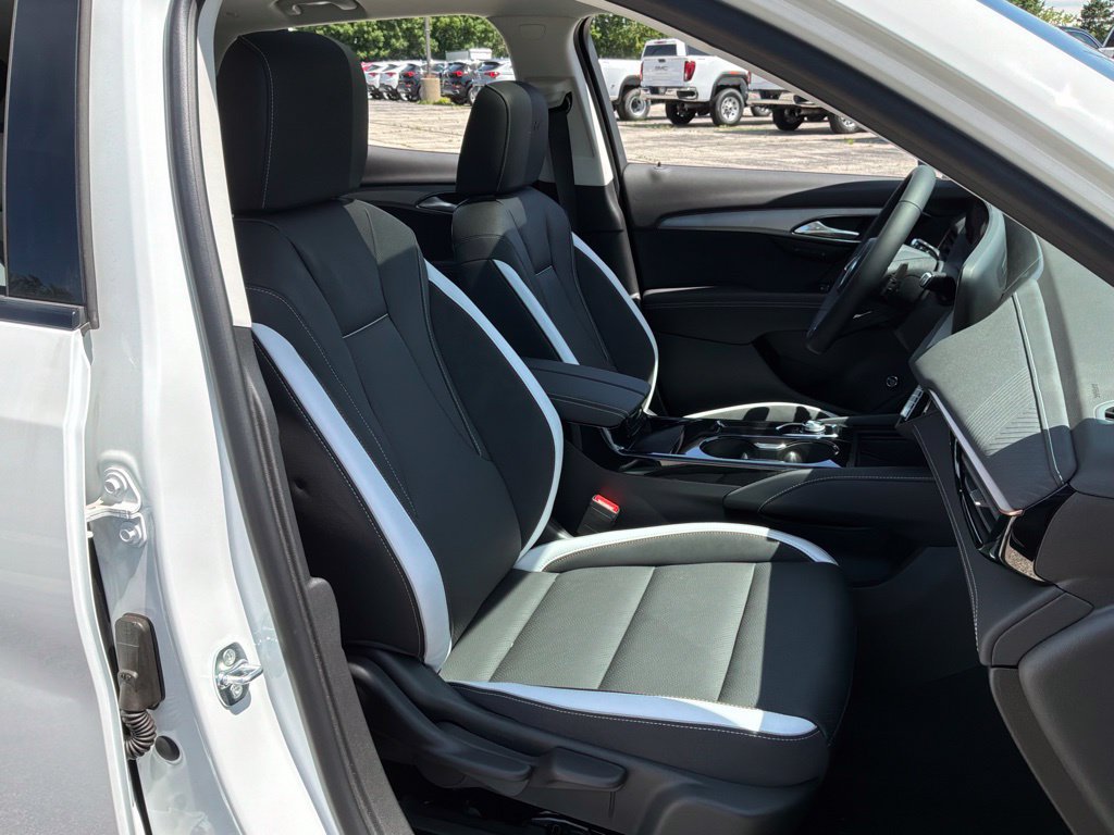 New 2026 Buick Envision Sport Touring AWD/4WD image 38