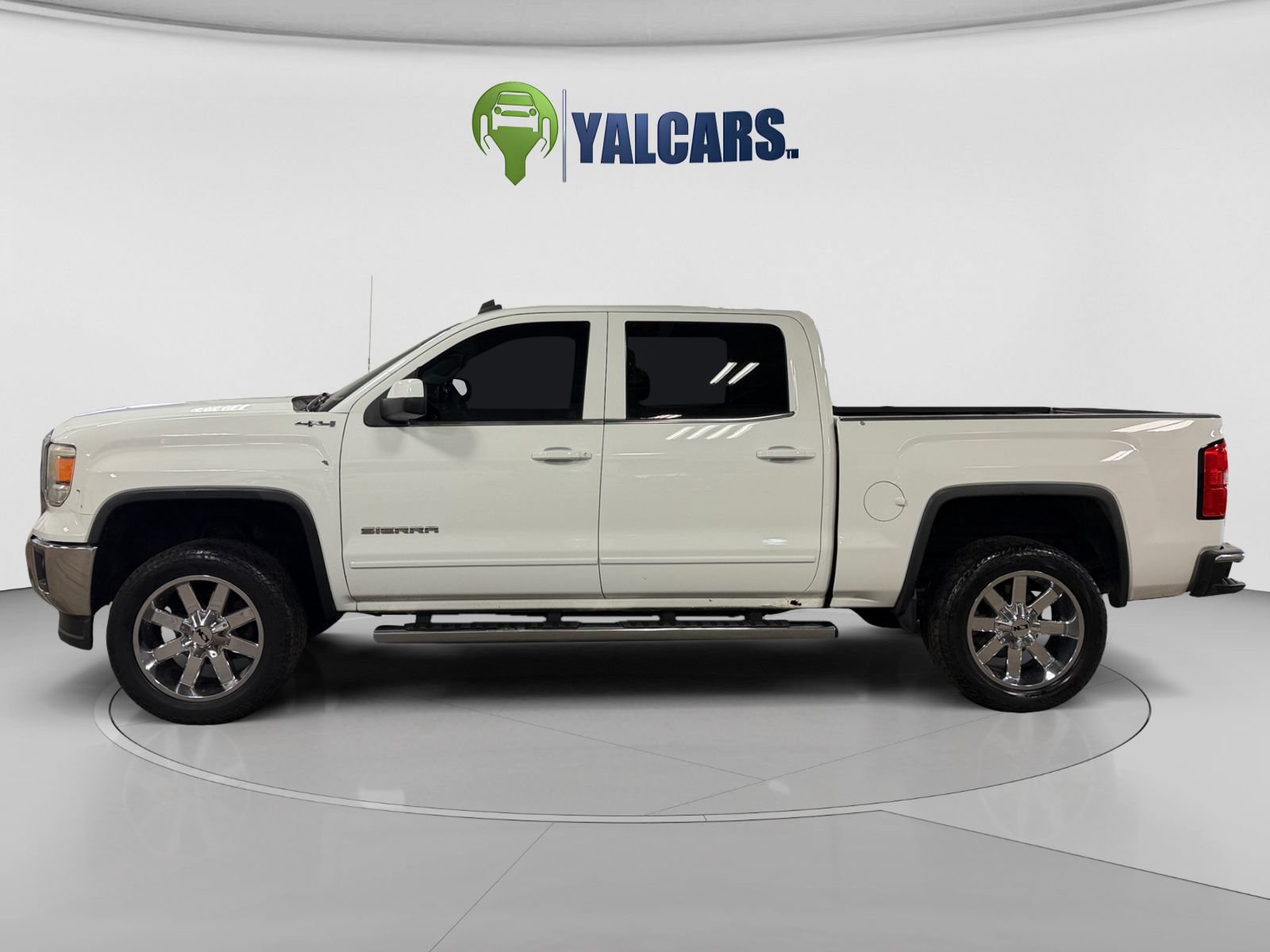 Used 2014 GMC Sierra 1500 SLE w/ SLE Value Package AWD/4WD image 2