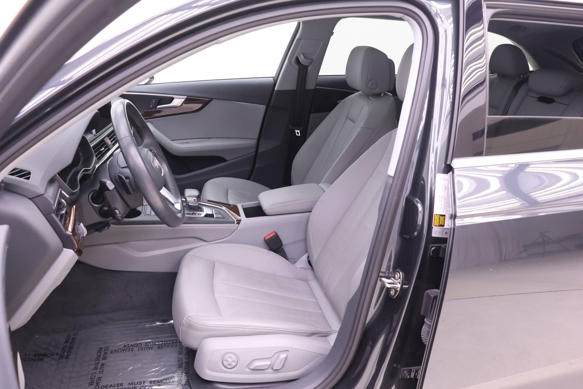 Used 2019 Audi A4 2.0T allroad Premium Plus AWD/4WD image 6