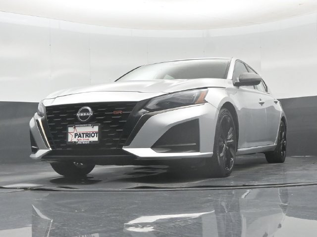 Used 2023 Nissan Altima 2.5 SR FWD image 51