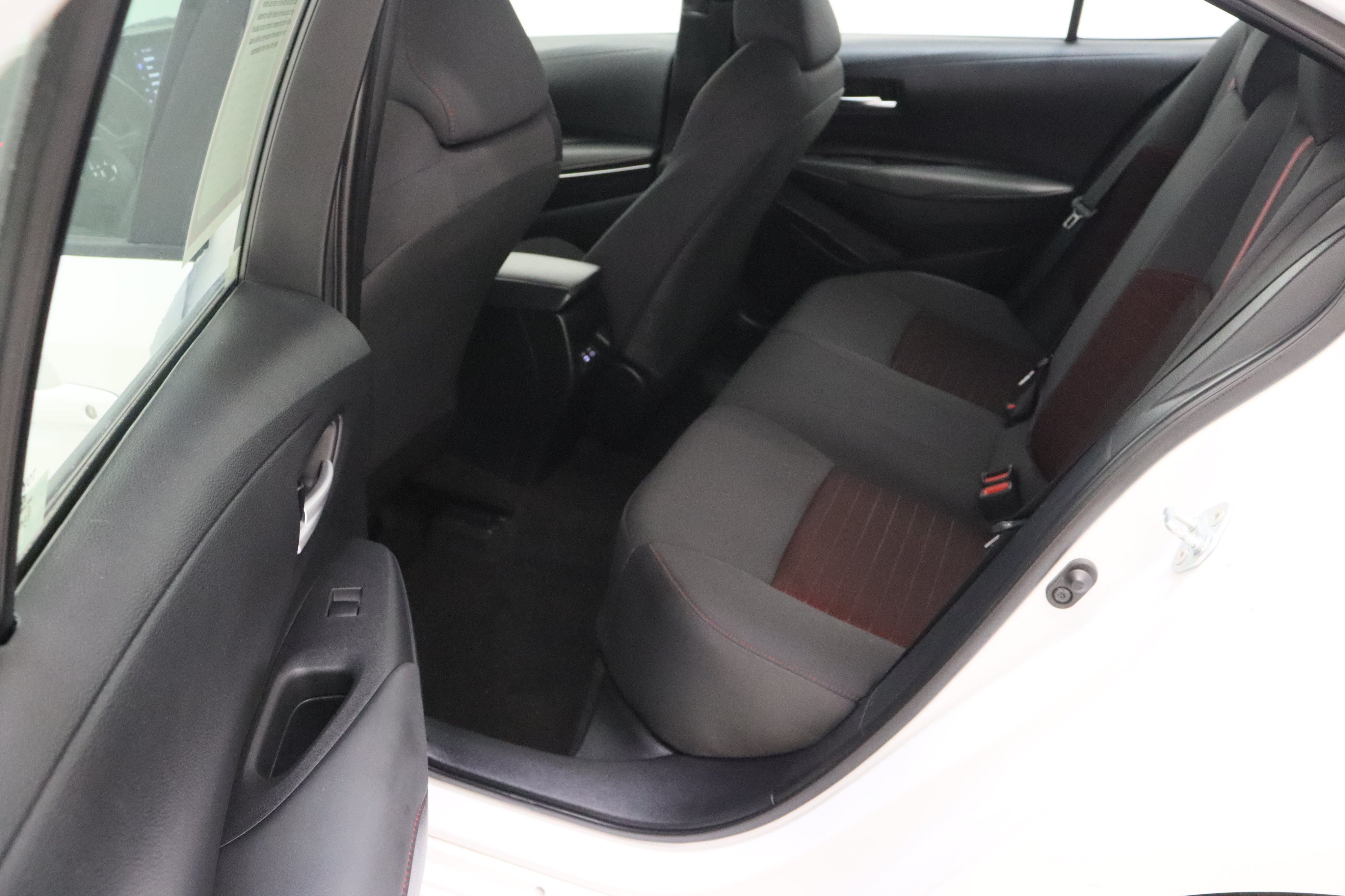 Certified 2024 Toyota Corolla SE FWD image 26