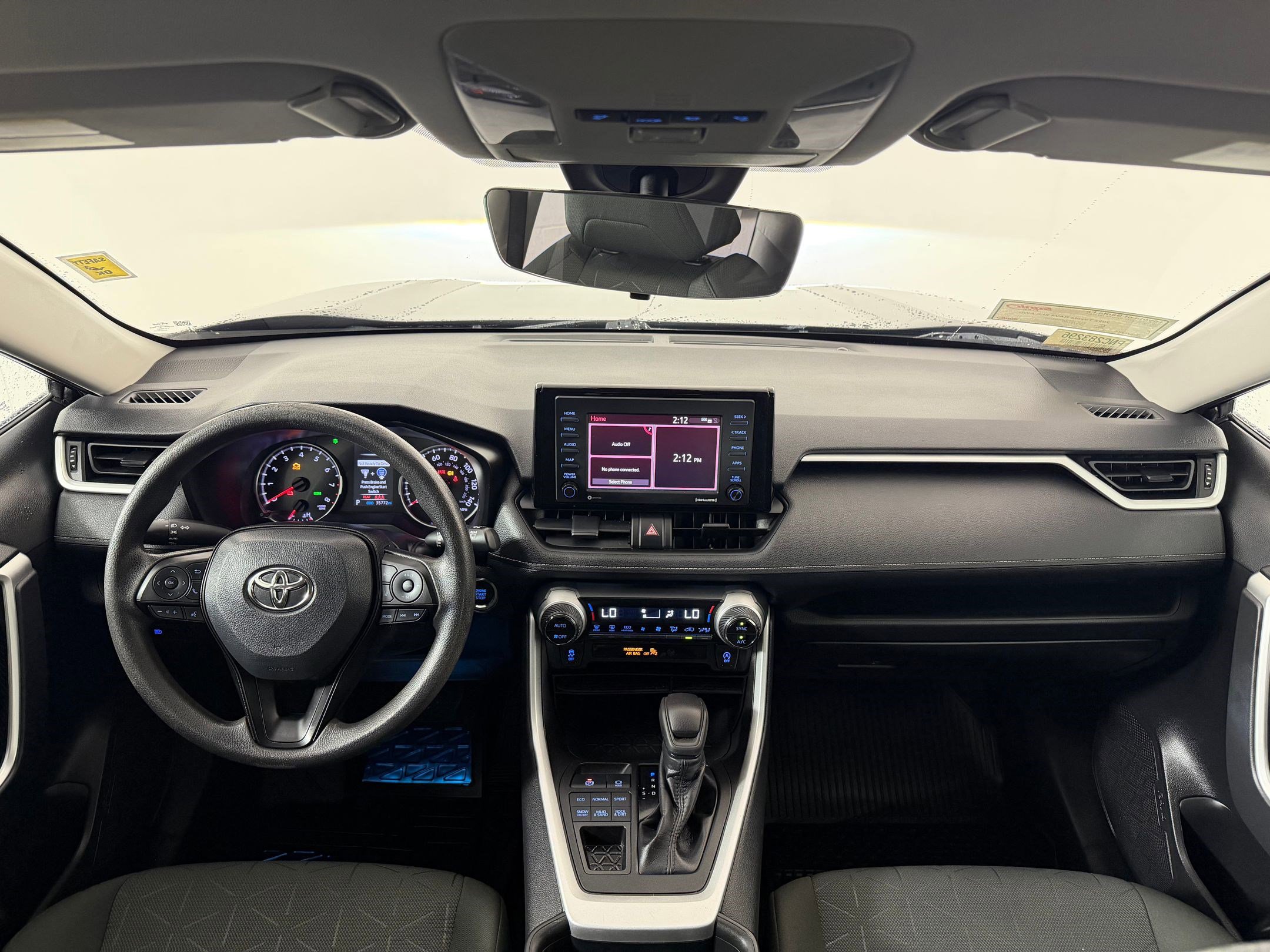 Used 2022 Toyota RAV4 XLE AWD/4WD image 13