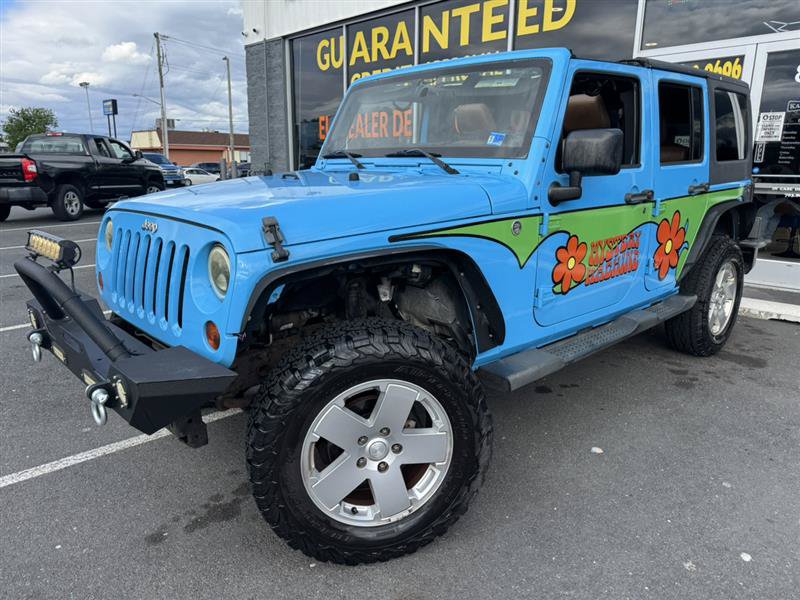 Used 2012 Jeep Wrangler Unlimited Sahara w/ Connectivity Group AWD/4WD image 2