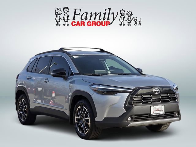 Used 2026 Toyota Corolla Cross XLE image 2