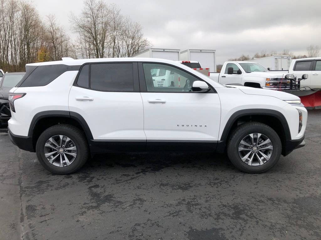 New 2026 Chevrolet Equinox LT w/ Convenience Package II image 10