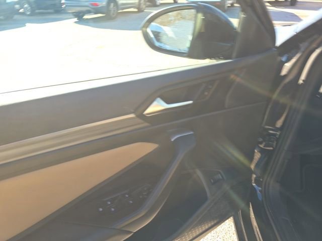 Used 2020 Volkswagen Jetta SEL image 9