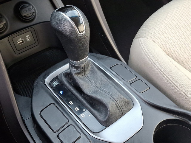 Used 2017 Hyundai Santa Fe Sport image 14