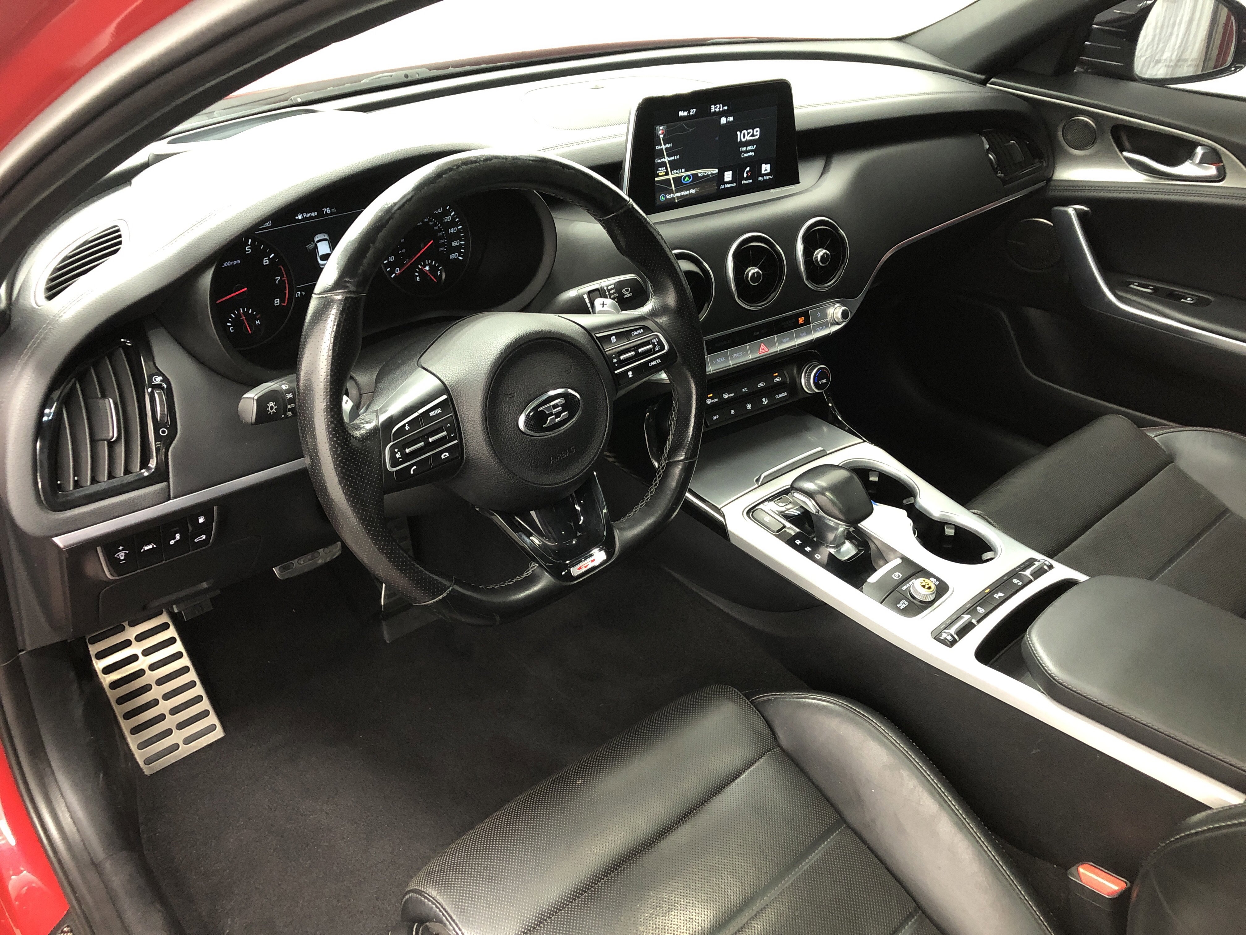 Used 2018 Kia Stinger GT2 AWD/4WD image 13