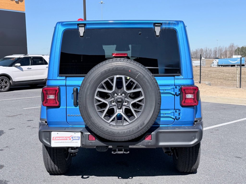 New 2026 Jeep Wrangler Unlimited Sahara AWD/4WD image 6