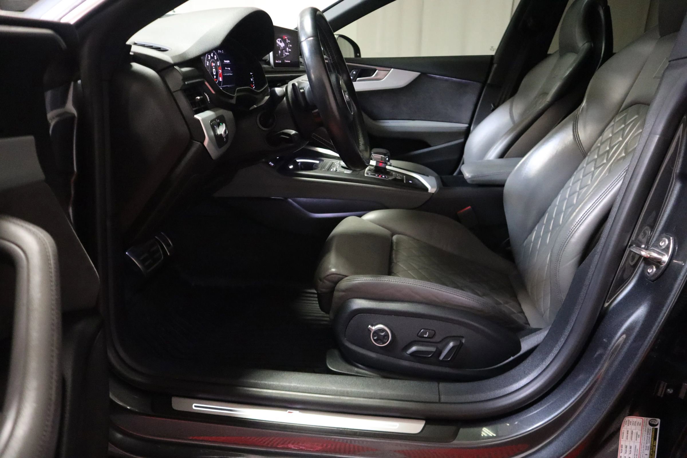 Used 2018 Audi S5 Premium Plus image 17