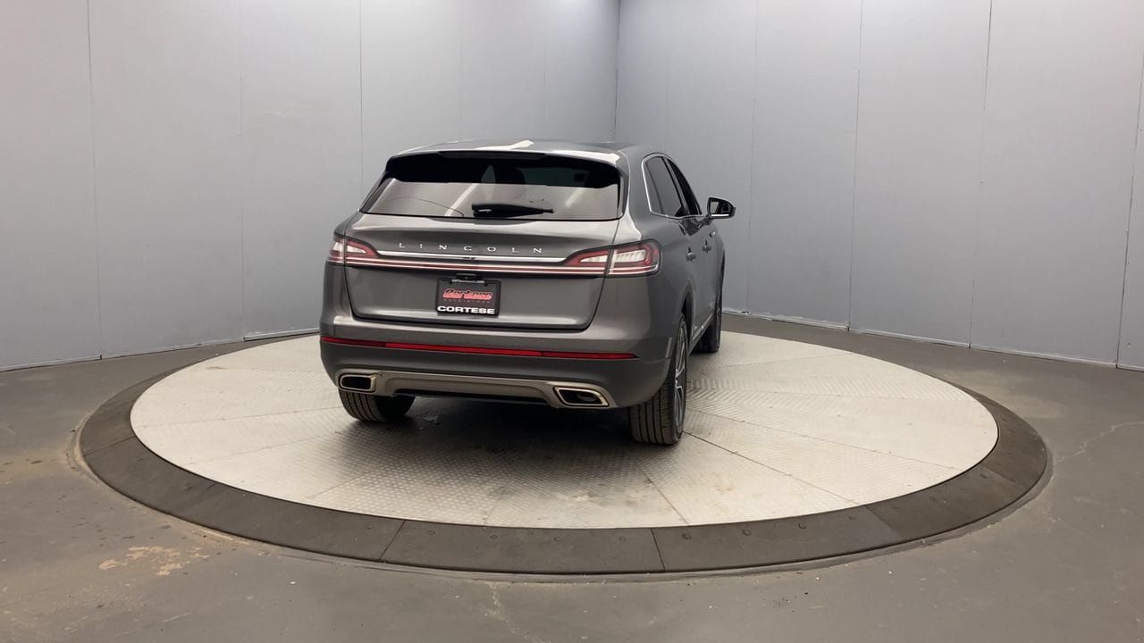 Used 2021 Lincoln Nautilus Reserve AWD/4WD image 4