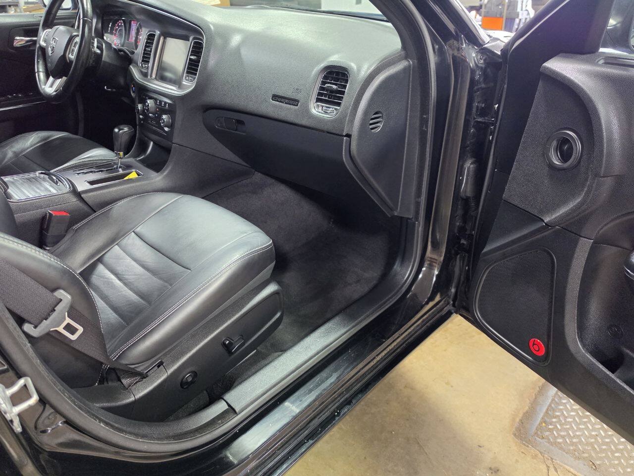 Used 2014 Dodge Charger R/T AWD/4WD image 18