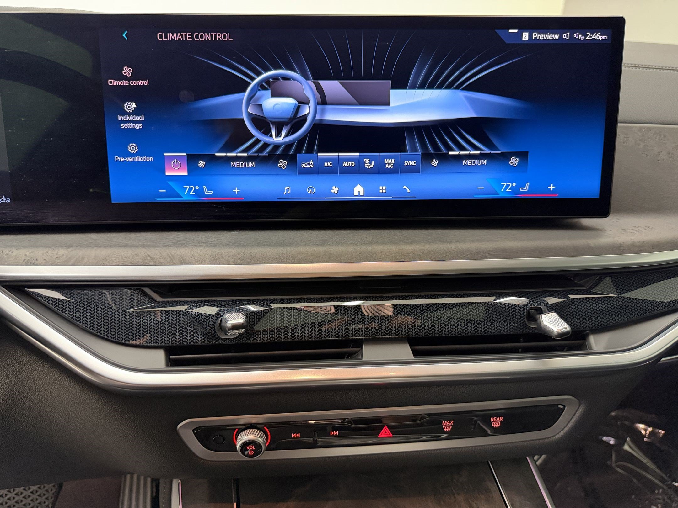 Certified 2024 BMW X5 xDrive40i w/ Parking Assistance Package AWD/4WD image 21