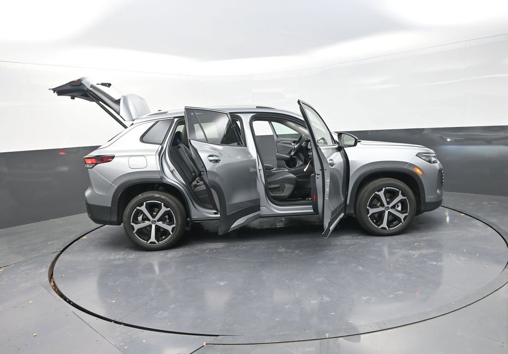 New 2026 Volkswagen Tiguan SE AWD/4WD image 36