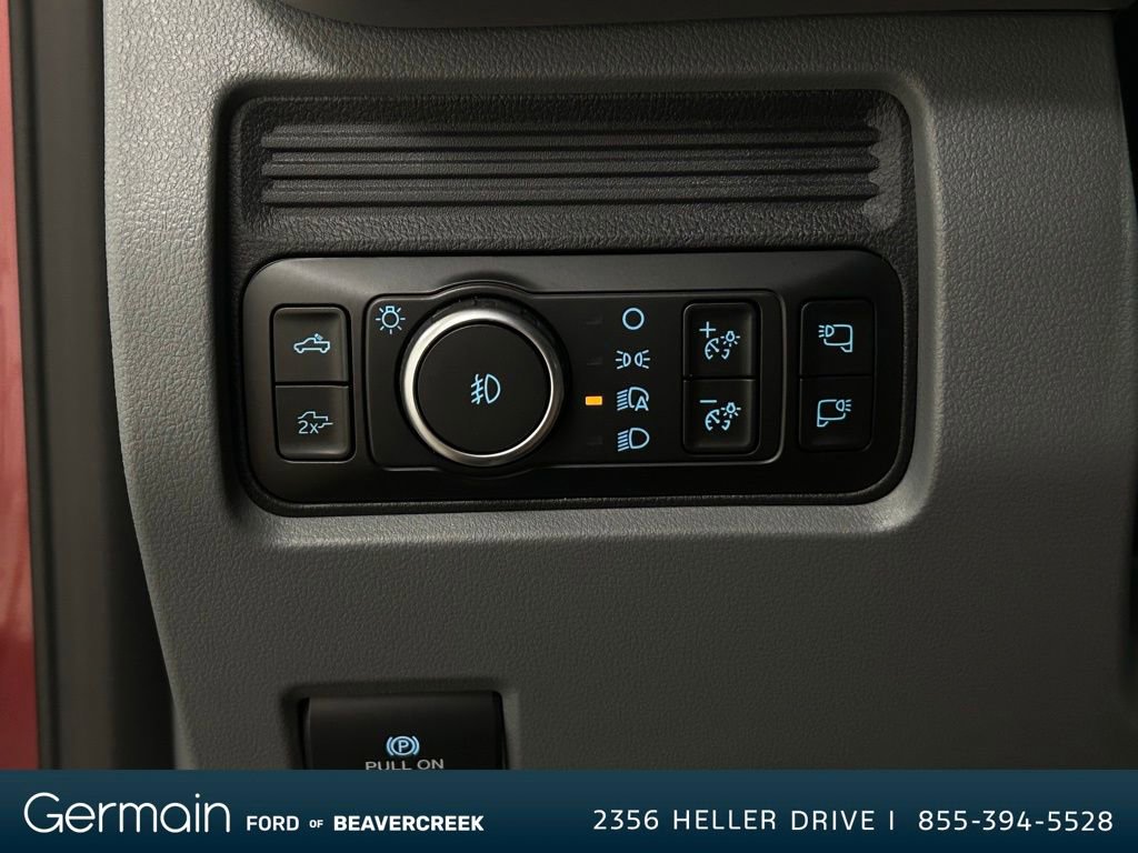 New 2026 Ford F250 XLT w/ XLT Premium Package image 24