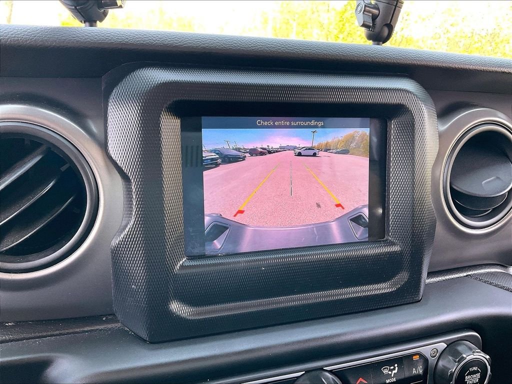 Used 2023 Jeep Gladiator Sport AWD/4WD image 18