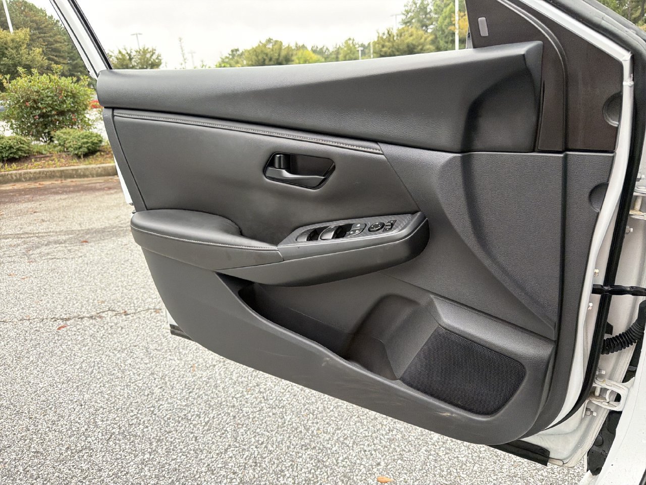 Certified 2025 Nissan Sentra S FWD image 14