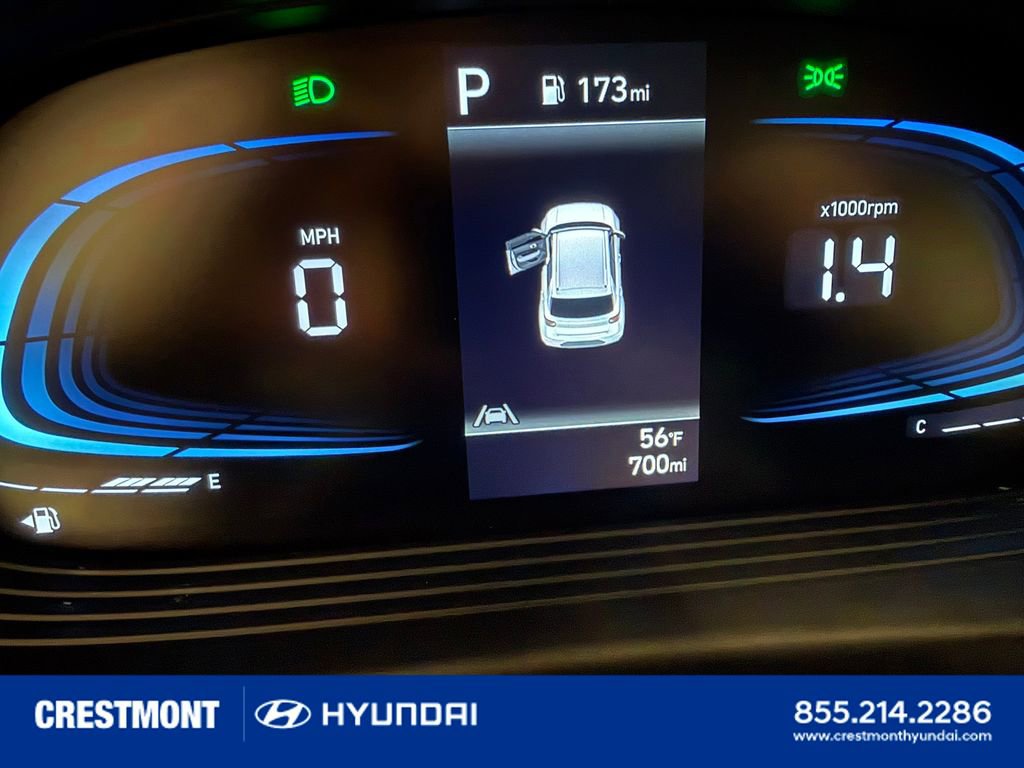 Used 2026 Hyundai Venue SEL FWD image 1