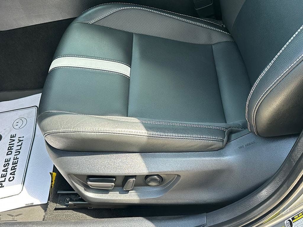 Certified 2025 Toyota Camry SE FWD image 13