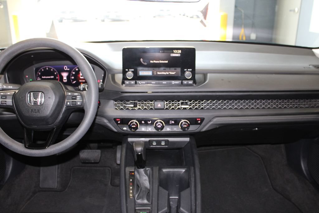Used 2023 Honda Accord EX image 13