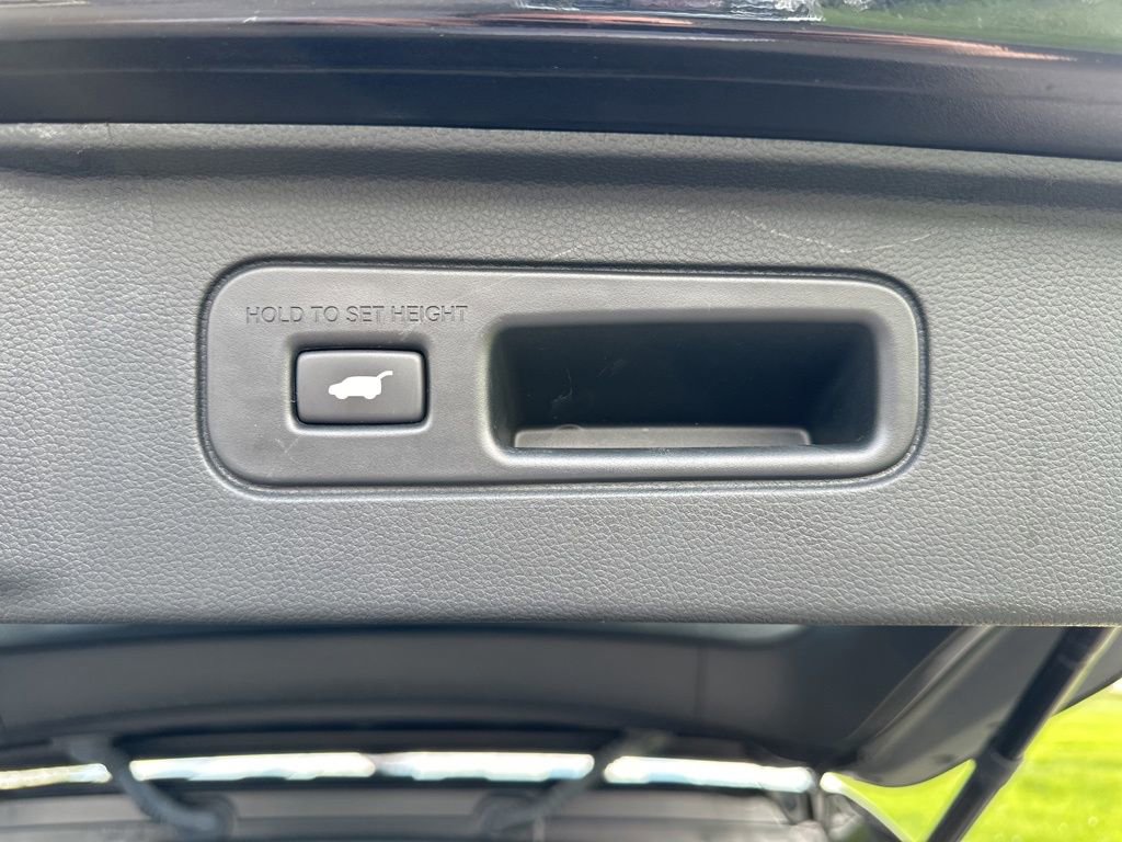Used 2023 Honda Pilot EX-L image 10