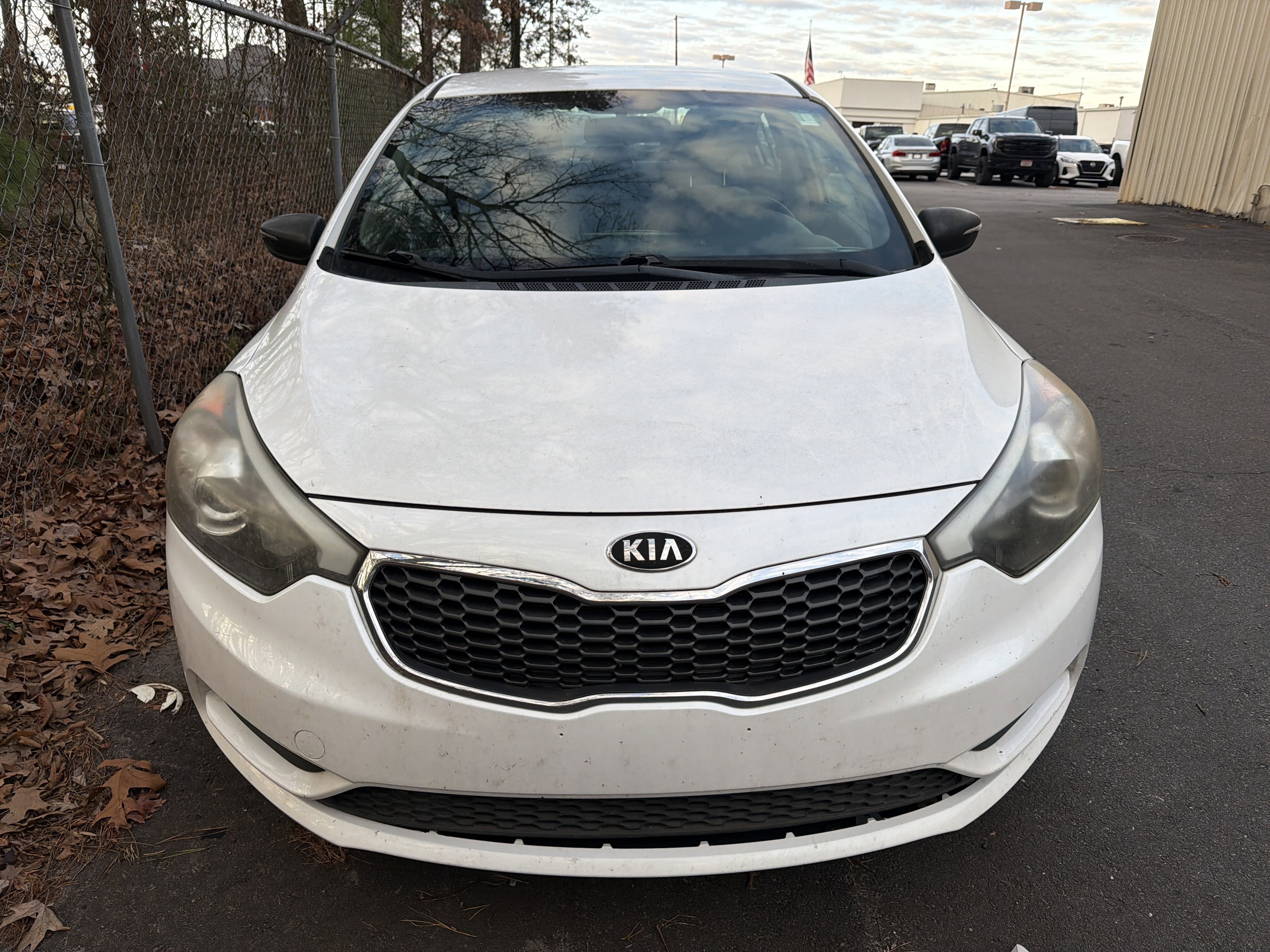 Used 2016 Kia Forte LX w/ LX Popular Plus Package image 2