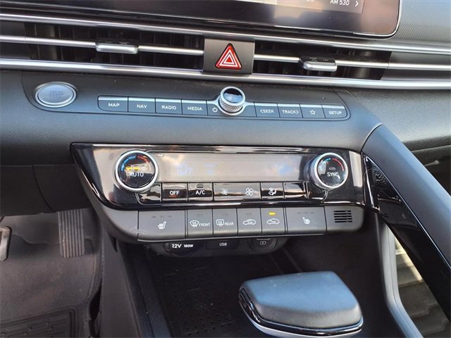 Certified 2023 Hyundai Elantra Limited image 23