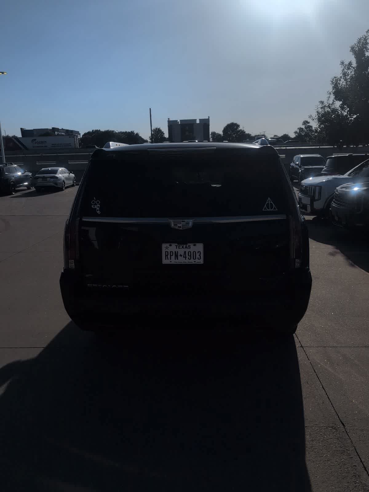 Used 2018 Cadillac Escalade ESV Luxury RWD image 14