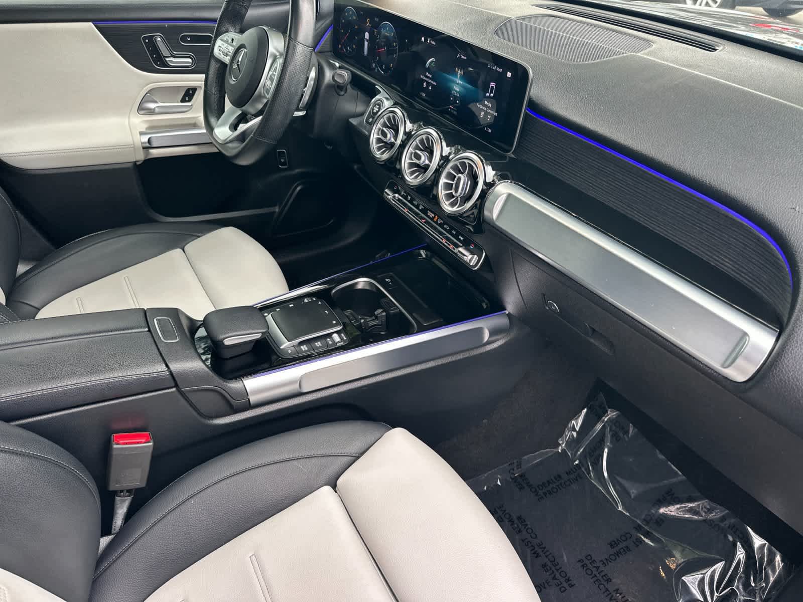 Used 2021 Mercedes-Benz GLB 250 image 17
