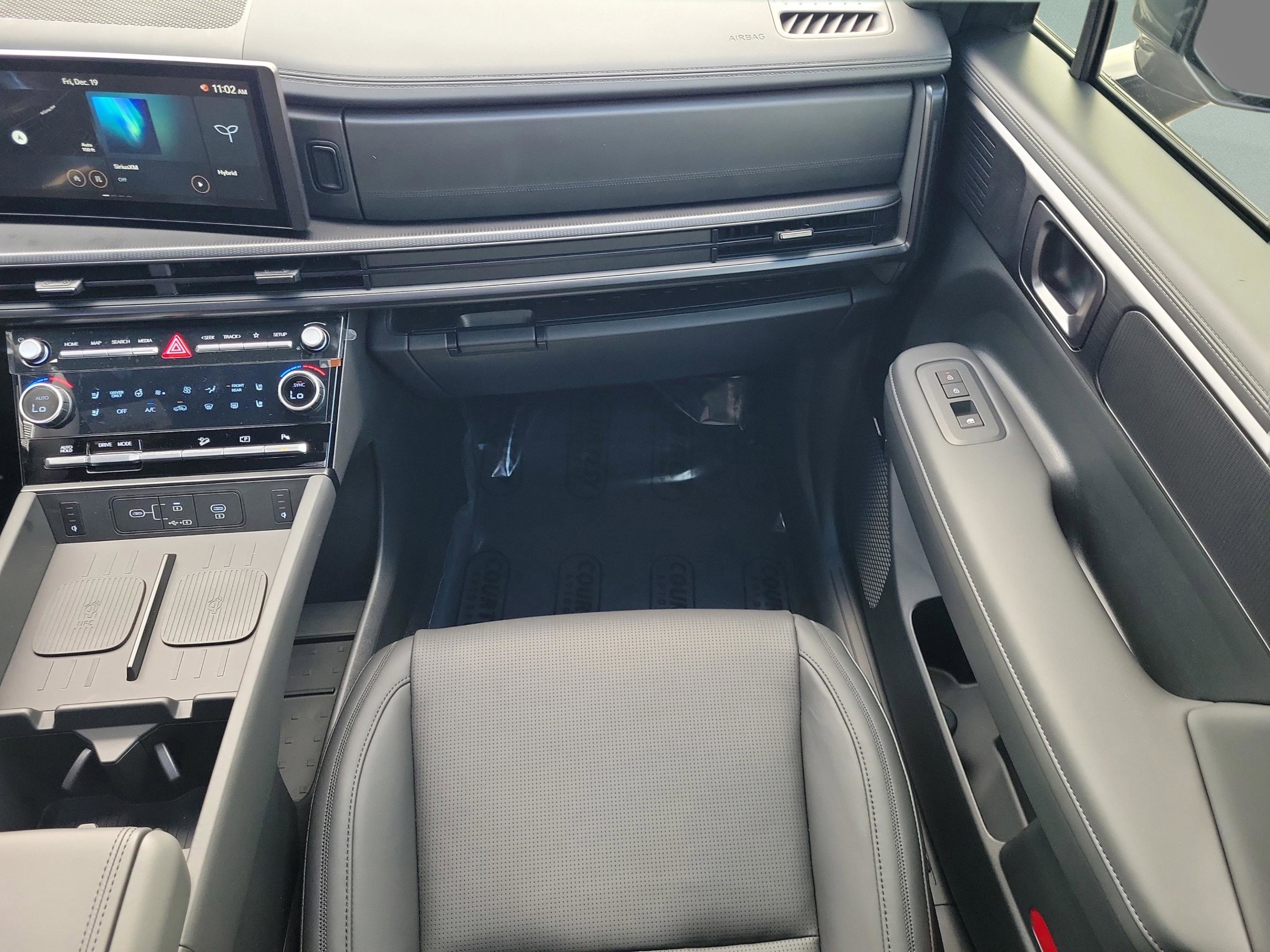 New 2026 Hyundai Santa Fe Calligraphy image 18