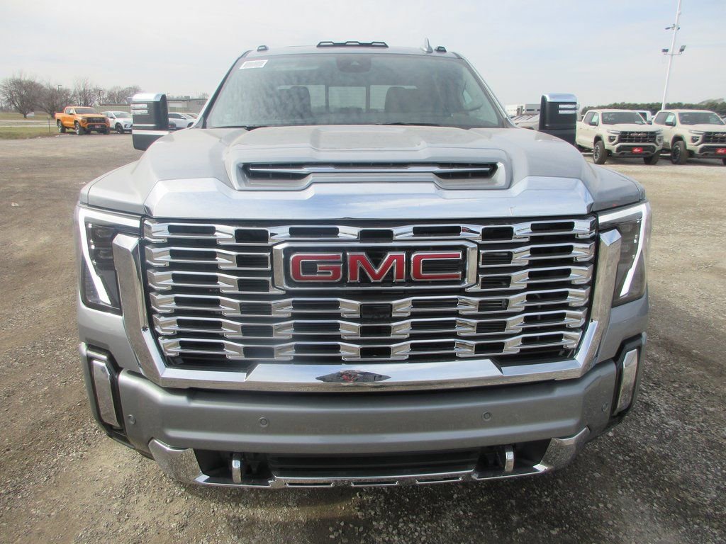 New 2026 GMC Sierra 2500 Denali w/ Denali Reserve Package image 12