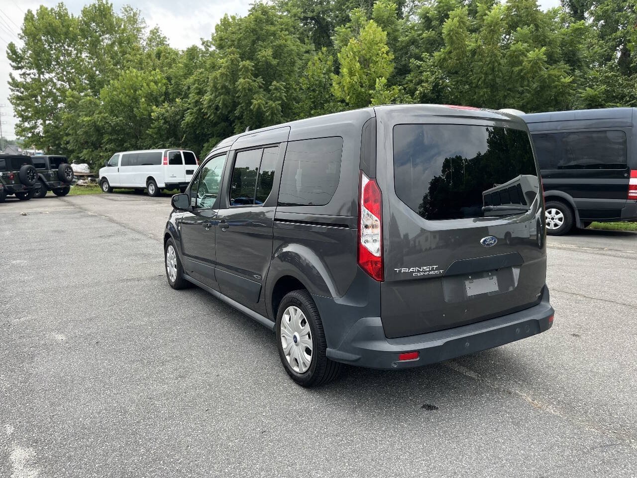 Used 2021 Ford Transit Connect XL FWD image 6