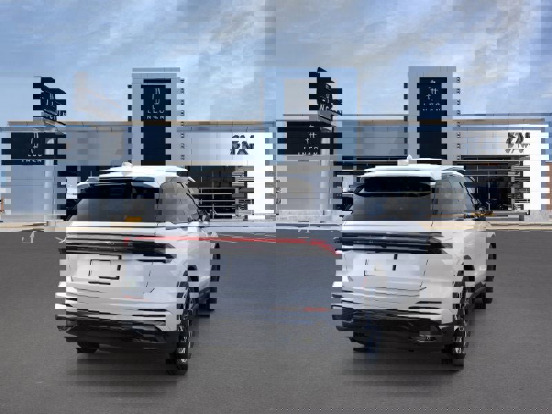 New 2025 Lincoln Nautilus Premier w/ Equipment Group 102A image 8