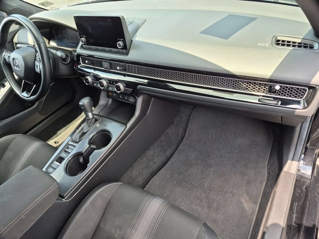 Used 2025 Honda Civic Sport image 31