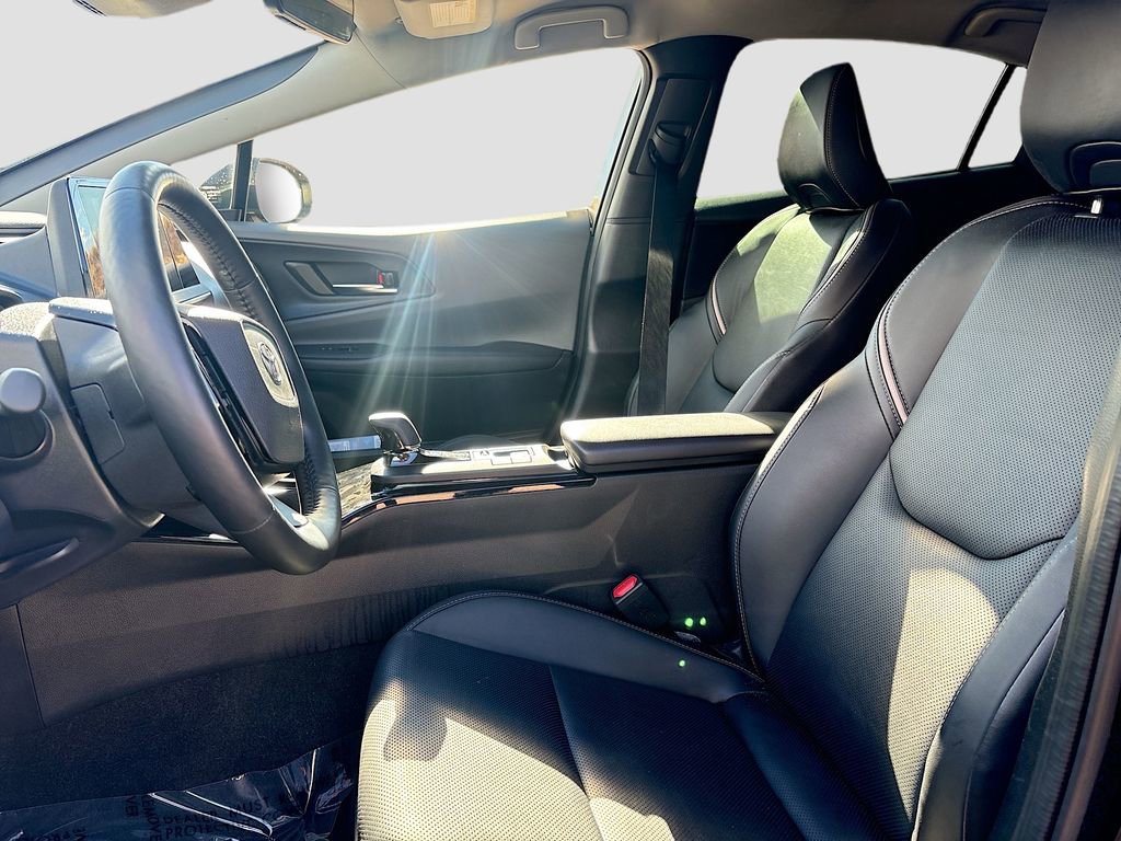 Used 2024 Toyota Prius XLE image 21