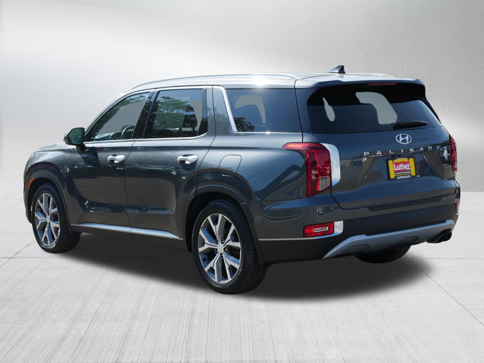 Used 2021 Hyundai Palisade SEL w/ Premium Package AWD/4WD image 5
